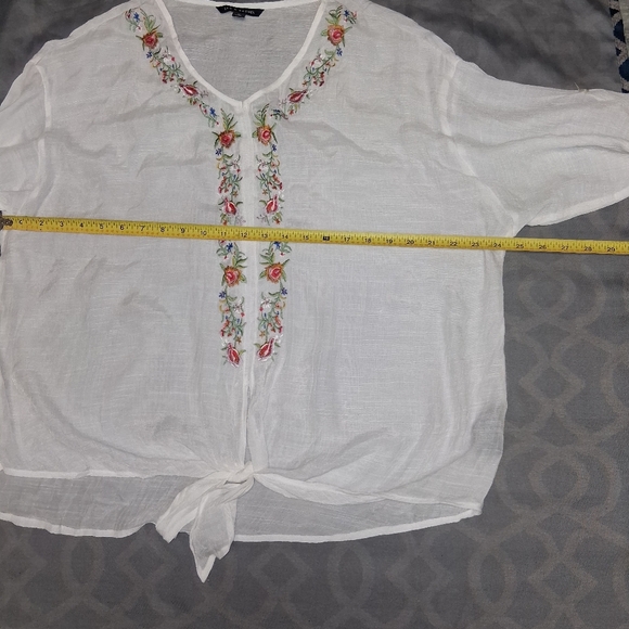 Zac & Rachel White Blouse with Floral Embroidery Bohemian Size XL - Picture 13 of 16